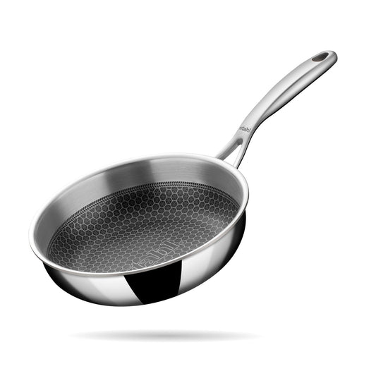 Engrave- Artisan Hybrid Frypan with Rivetless handle